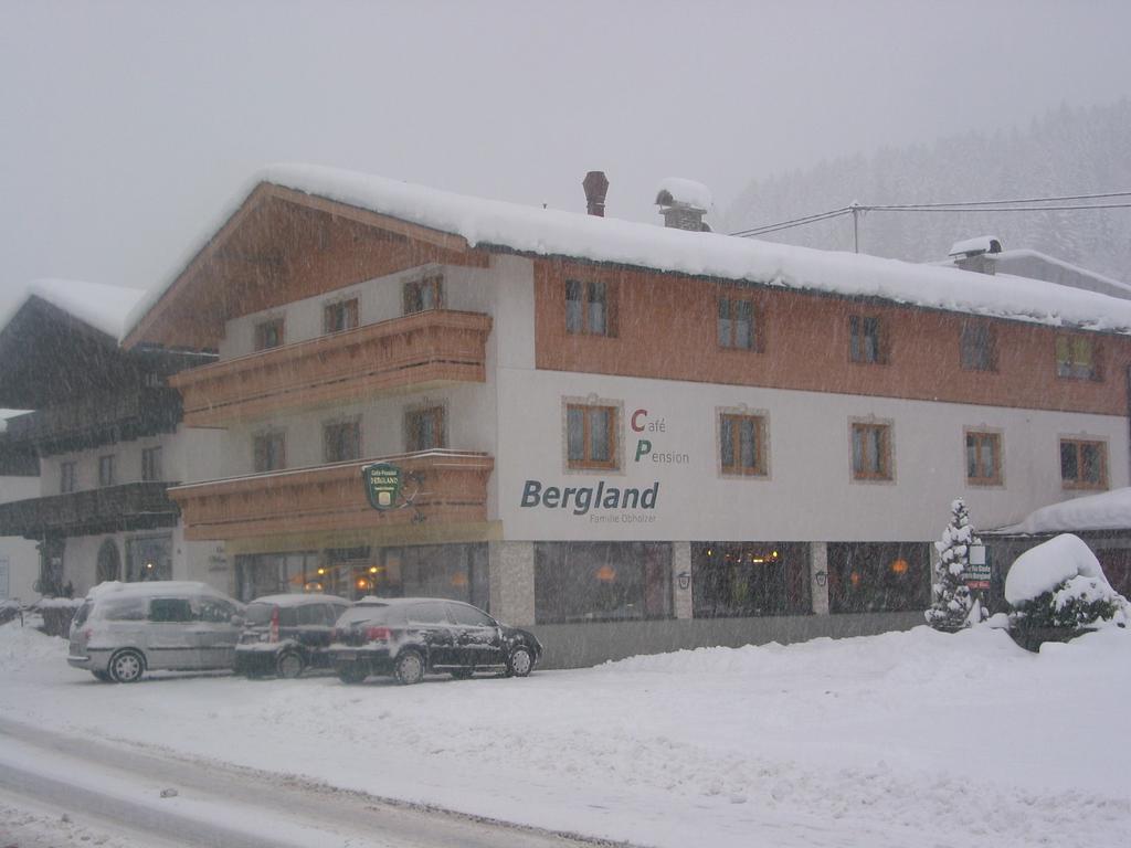 Hotel Haus Bergland Fieberbrunn Zewnętrze zdjęcie