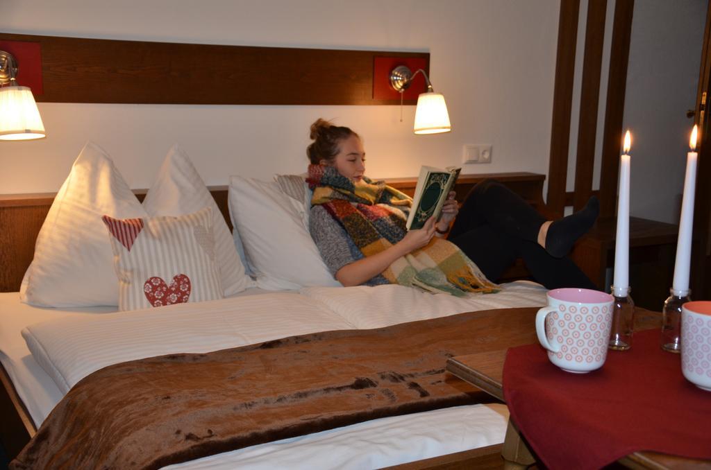 Hotel Haus Bergland Fieberbrunn Zewnętrze zdjęcie